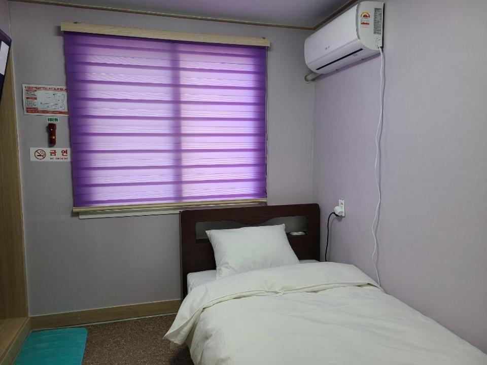 Joy Guest House Асан Екстериор снимка